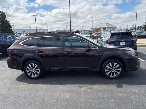 Dark Mahogany Pearl 2025 Subaru Outback Limited