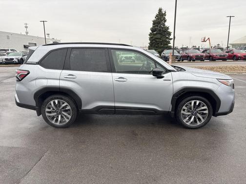 2025 Subaru Forester Hybrid Touring