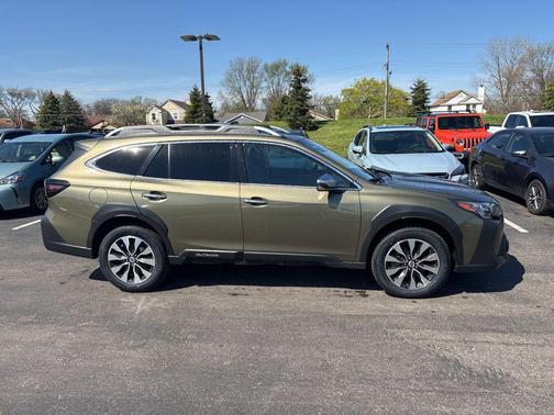 2023 Subaru Outback Touring XT