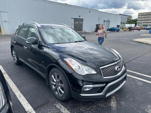 2017 INFINITI QX50 Base