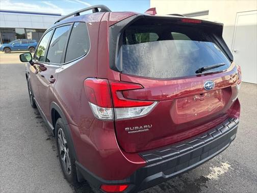 2022 Subaru Forester Premium