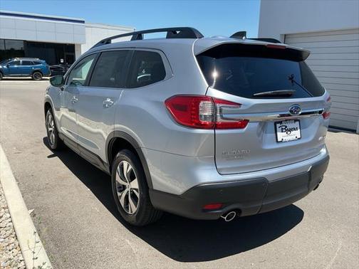 2025 Subaru Ascent Premium 7-Passenger