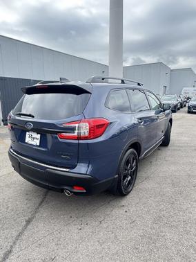 2025 Subaru Ascent Onyx Edition Touring 7-Passenger