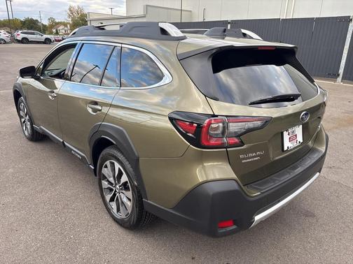 2025 Subaru Outback Touring