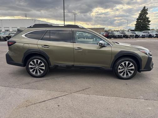 2025 Subaru Outback Touring