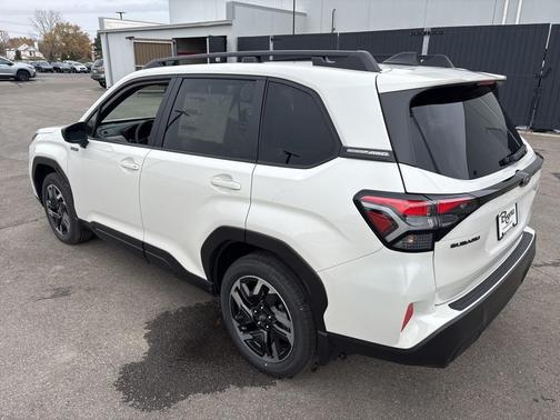 2025 Subaru Forester Hybrid Premium