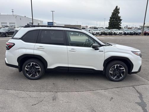 2025 Subaru Forester Hybrid Premium