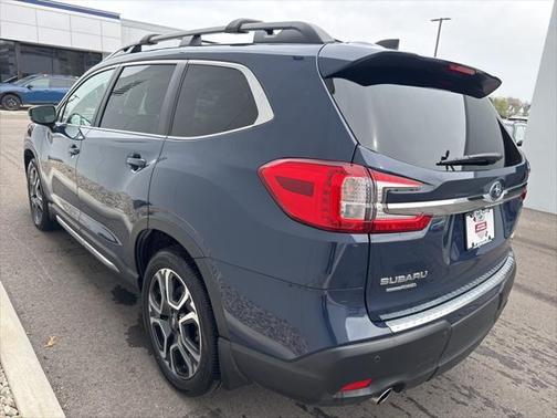 2024 Subaru Ascent Limited 8-Passenger