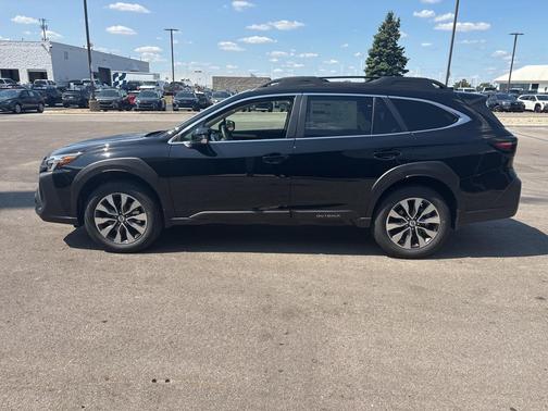 2025 Subaru Outback Limited XT