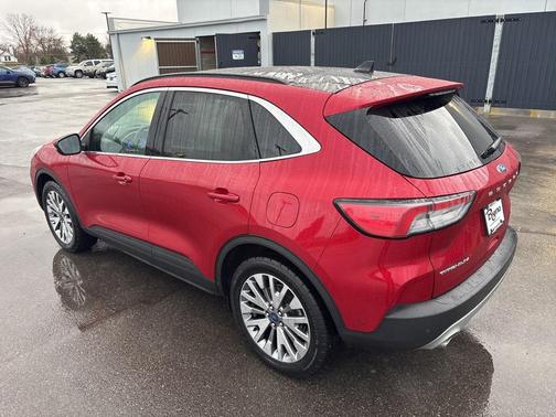 2020 Ford Escape Titanium