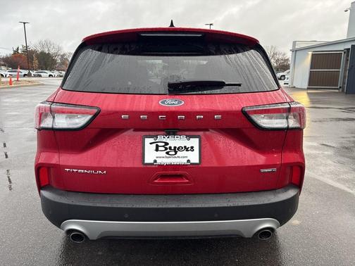 2020 Ford Escape Titanium
