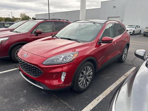 2020 Ford Escape Titanium