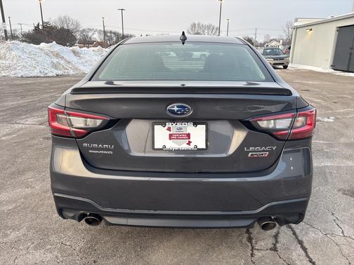2023 Subaru Legacy Sport