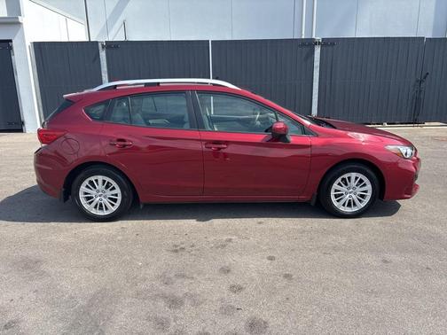 2017 Subaru Impreza 2.0i Premium