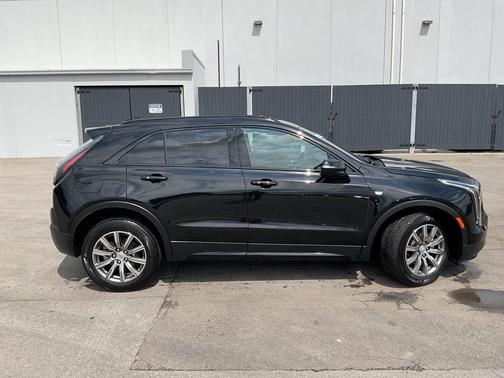 2023 Cadillac XT4 Sport