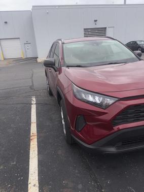 2019 Toyota RAV4 LE