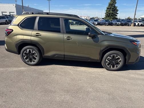 2025 Subaru Forester Premium