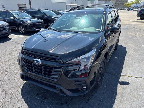 Crystal Black Silica 2023 Subaru Ascent Onyx Edition Limited 7-Passenger