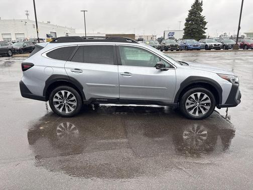 2025 Subaru Outback Limited XT