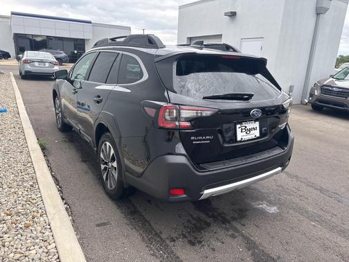 2025 Subaru Outback Limited XT