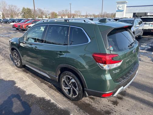 2023 Subaru Forester Touring