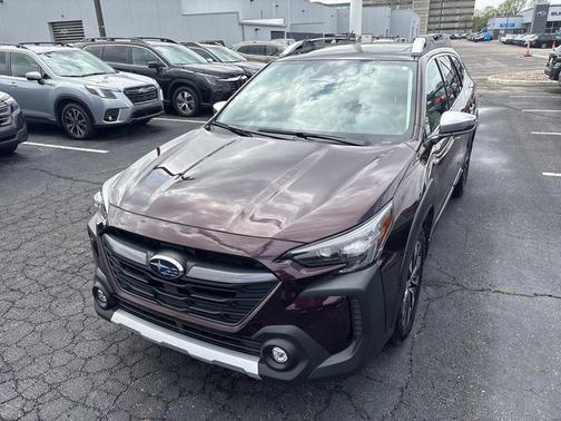 Dark Mahogany Pearl 2025 Subaru Outback Touring XT