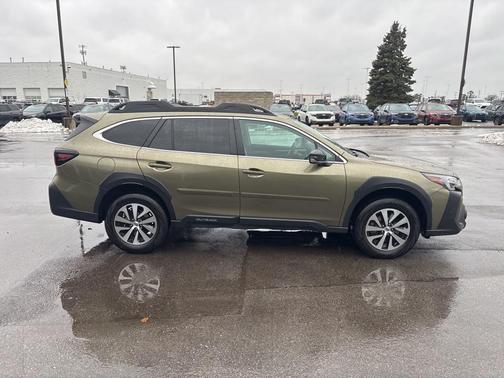 2023 Subaru Outback Premium