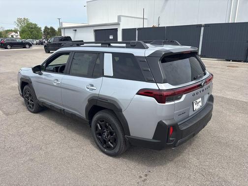 Ice Silver Metallic 2026 Subaru Outback Limited