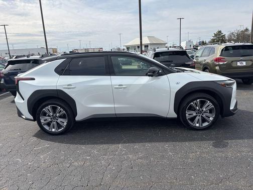 Smoked Carbon 2-Tone 2023 Subaru Solterra Touring