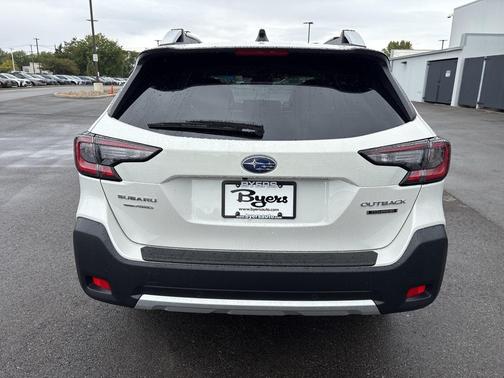 2025 Subaru Outback Touring
