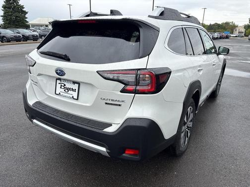 2025 Subaru Outback Touring