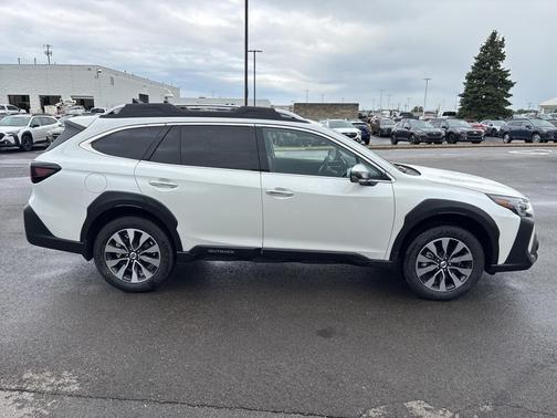 2025 Subaru Outback Touring