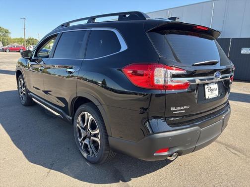 2025 Subaru Ascent Touring 7-Passenger