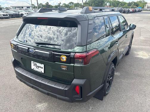 Deep Emerald Green Pearl 2026 Subaru Outback Wilderness
