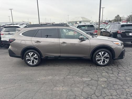 2022 Subaru Outback Limited XT