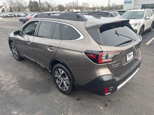 2022 Subaru Outback Limited XT