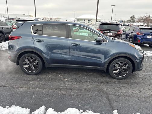2022 Kia Sportage LX
