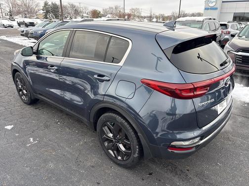 2022 Kia Sportage LX