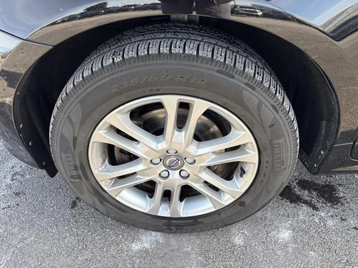 2016 Volvo XC60 T5 Drive-E Premier