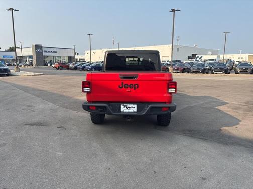 2022 Jeep Gladiator Willys 4x4