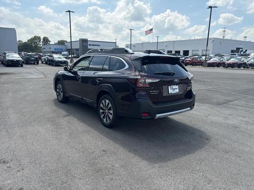 2025 Subaru Outback Touring XT