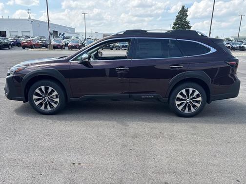 2025 Subaru Outback Touring XT