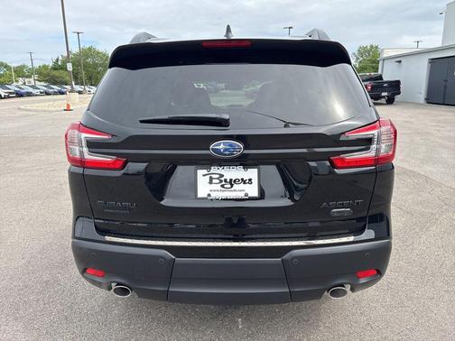 Crystal Black Silica 2026 Subaru Ascent Onyx Edition Touring 7-Passenger