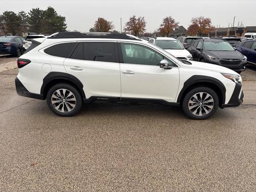 2025 Subaru Outback Touring XT