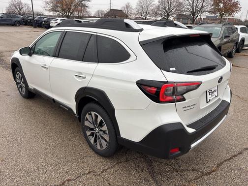 2025 Subaru Outback Touring XT