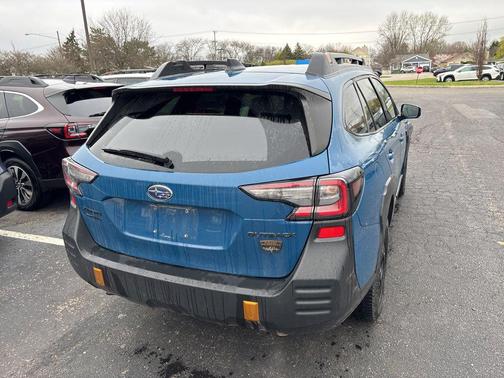 Geyser Blue 2022 Subaru Outback Wilderness