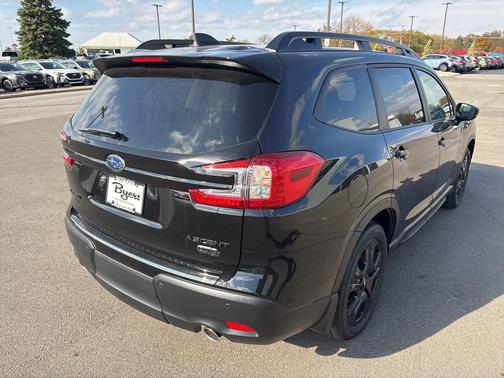 2025 Subaru Ascent Onyx Edition Touring 7-Passenger