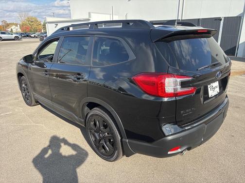 2025 Subaru Ascent Onyx Edition Touring 7-Passenger