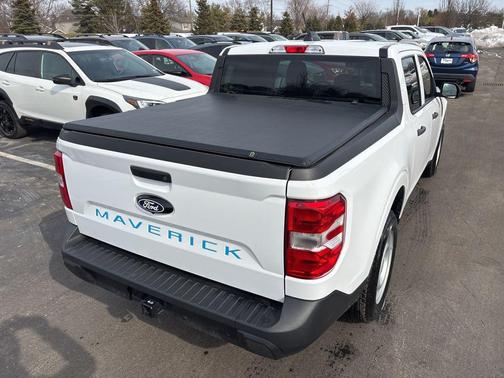 2025 Ford Maverick XL