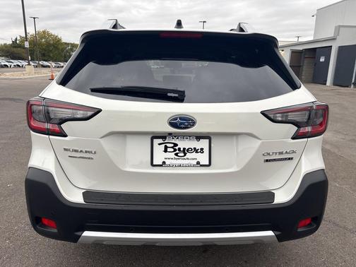 2025 Subaru Outback Touring XT
